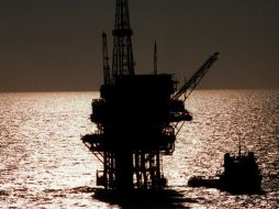 Los cambios buscan crear el Fondo Mexicano del Petróleo y las Comisiones Nacionales de Energía y de Hidrocarburos. ARCHIVO /