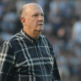 Lapuente es el primer despedido del Apertura 2013