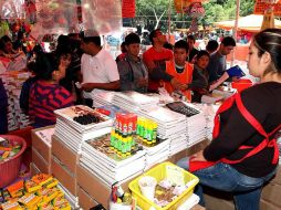 Se recomienda comprar con anticipación tanto libros como cuadernos. ARCHIVO /