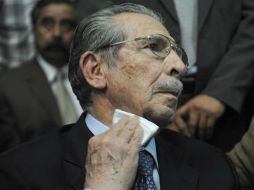El ex dictador guatemalteco Efraín Ríos Montt espera a que se le realice un nuevo juicio por los delitos de genocidio y lesa humanidad. ARCHIVO /