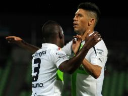 La dupla goleadora de los de Torreón está compuesta por Quintero (i) y Peralta. MEXSPORT /