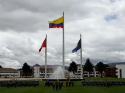Las pláticas a la sombra de las advertencias de las autoridades sobre el desarrollo del conflicto armado. EFE /