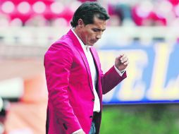 Un autogol y una pérdida de balón que se transformó en anotación del Puebla le costaron finalmente el puesto a Benjamín Galindo. MEXSPORT /