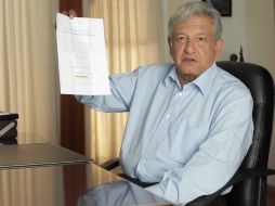 El ex candidato presidencial da su mensaje semanal difundido por YouTube. ESPECIAL /