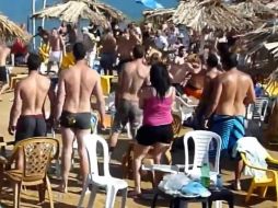 Fueron 57 los marinos agredidos en Polonia por aficionados del club de futbol  Ruch Chorzów. ESPECIAL /