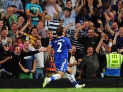 Branislav Ivanovic fue el salvador del partido al anotar un gol de cabeza que le valió los tres puntos al Chelsea de Mourinho. AFP /