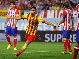 Neymar entró de cambio y ocho minutos después empató la ida de la Supercopa de España. AP /