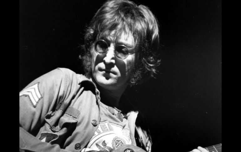 La muela de Lennon, desde el 2011, estuvo de gira por las clínicas dentales de todo el mundo. ARCHIVO /