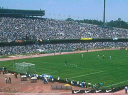 Pumas se enfrentará al América el próximo domingo en el estadio Olímpico Universitario. ARCHIVO /