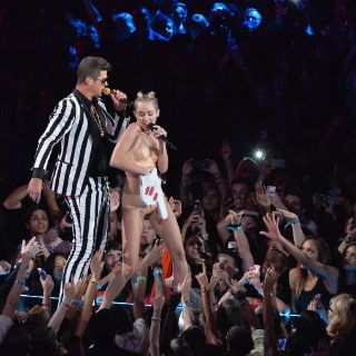 Cyndi Lauper arremete contra Miley Cyrus