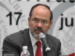 Es indispensable que salga la reforma educativa, afirma Gustavo Madero. ARCHIVO /