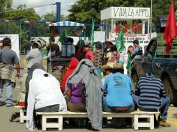 Los manifestantes permanecieron en las inmediaciones del aeropuerto por cerca de siete horas. NTX /