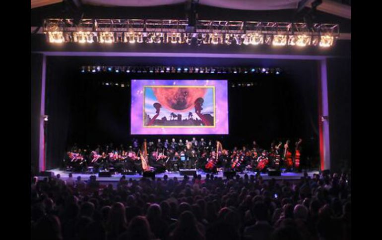 La velada resultó un exito entre los asistentes. Tomada de @GameOverVg en Twitter. ESPECIAL /