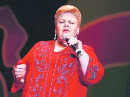 Paquita la del Barrio. Ella podría ser el más fiel ejemplo de la mujer que no se queda callada y lo expresa desde el fondo del corazón. EL INFORMADOR /
