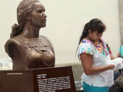 La obra es de Salvador Andrade, quien presentó su colección Protagonistas del Mariachi  /