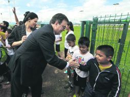 Marcelo Ebrard en su visita a Tlajomulco el día de ayer. EL INFORMADOR /
