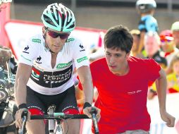 El ciclista norteamericano del equipo Radio Shack, Christopher Horner, a su llegada a la meta de la decimoctava etapa. EFE /