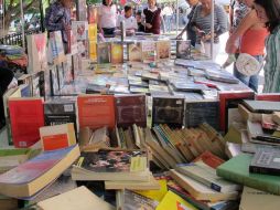 La novela narra la creciente amistad entre dos personalidades distintas en grado extremo. ARCHIVO /