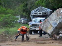 Las lluvias provocadas por la tormenta tropical ''Manuel'' podrían generar deslaves en las carreteras. ARCHIVO /