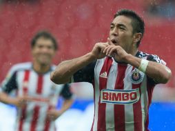 Fabián festeja la anotación con la que Chivas logra el empate frente a Xolos. MEXSPORT /
