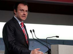 Luis Videgaray señala que se lograría tener un sistema tributario más justo, simple, progresivo y transparente. ARCHIVO /