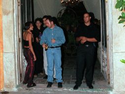 Los llamados ''cadeneros'' son quienes deciden quién entra a estos lugares. ARCHIVO /