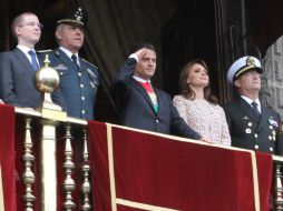 Peña Nieto encabeza su primer desfile militar en el 203 aniversario del inicio de la Independencia de México. NTX /