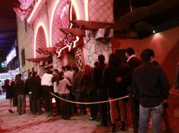 Condicionar la puerta, solicitar consumo mínimo o seleccionar la entrada son algunos atropellos que se cometen en centros nocturnos. ARCHIVO /