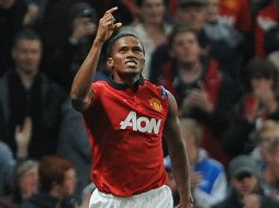 Antonio Valencia anota el último gol y lo dedica a ''Chucho'' Benítez. EFE /