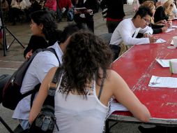 Organizadores confían en que más de mil aspirantes consigan trabajo. ARCHIVO /