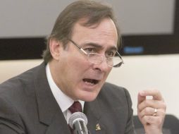 Juan Pablo Castañón indica que la meta es generar 1.2 millones de empleos por año. ARCHIVO /