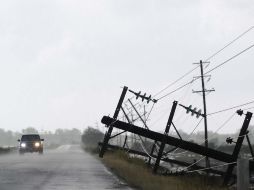 Luego de que ''Manuel'' se degradara a tormentra tropical, el servicio eléctrico ha ido restaurándose paulatinamente en Sinaloa. AFP /