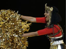 M.I.A. vuelve a caer en el ojo del huracán por la seña realizada en el Super Bowl XLVI. ARCHIVO /