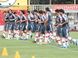 El Guadalajara buscará imperiosamente obtener el triunfo en el clásico tapatío. ARCHIVO /