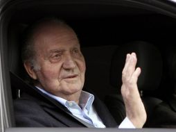 Ciudadanos españoles pidieron la abdicación de su Rey y establecer una república en el país. ARCHIVO /