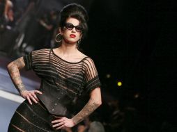 Las prendas presentadas forman parte de la colección Primavera-Verano 2014 de Gaultier. EFE /