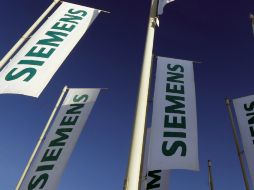 Los recortes forman parte de un programa de reducción de costos. ARCHIVO /