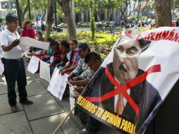 Hernández asegura que ha tenido acercamiento con los ambulantes, pero que ellos no aceptan ningún tipo de negociación. ARCHIVO /