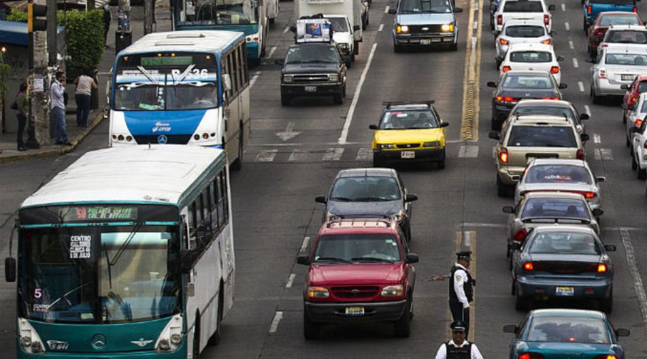 El organismo podrá planear, diseñar, norma, investigar y dictaminar lo relativo a movilidad-transporte de personas, bienes y servicios. ARCHIVO /
