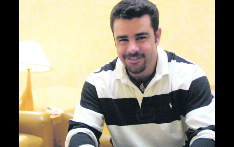 El actor interpreta a Manuel, un hombre que pronto descubrirá que haber ido a la escuela de su hijo no fue una buena idea. EL INFORMADOR /