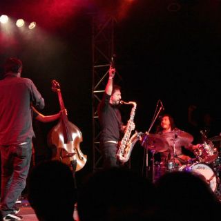 Troker se une a bandas tapatías en favor de damnificados