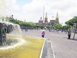 La actividad comercial y laboral de la zona del Centro Histórico tapatío podrían garantizar que aumente la seguridad. EL INFORMADOR /