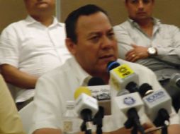 El dirigente nacional del PRD deja en claro que el partido pugna porque reforma fiscal quede fuera del paquete económico.  /