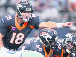 Peyton Manning ha dirigido a sus Broncos de Denver a un arranque perfecto, cinco victorias en cinco duelos. EFE /