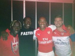 La foto ya fue borrada del Twitter de Christie pero sigue circulando en la red. ESPECIAL /