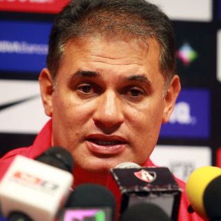 Llegada de Mata abre puertas a canteranos rojinegros: González