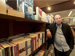 El escritor poblano mencionó que está interesado en el pasado porque le preocupa el futuro. NTX /