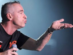 Eros Ramazzotti enloqueció a su público interpretando temas como ''Por ti me casaré'' y ''Tierra prometida''. ARCHIVO /