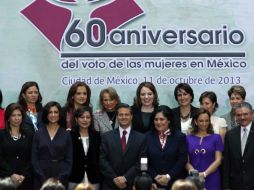 La reforma hacendaria que propone Enrique Peña Nieto (c) contraviene el espíritu de la Ley de Ingresos, señala diputada. ARCHIVO /