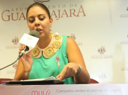 La presidenta del organismo público, Laura Hernández, durante la presntación de la campaña.  /